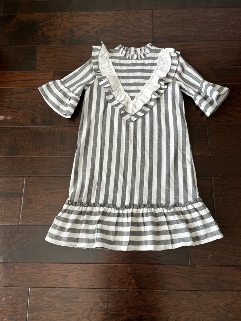 Shein Girls Gray and White Striped Dress; Size 10